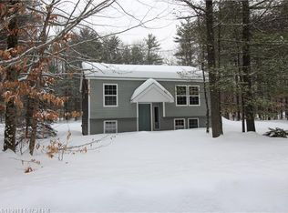 8 Stonehedge Dr, Bridgton, ME 04009