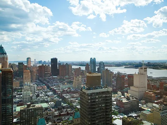 Rented by Sotheby's International Realty | media 17