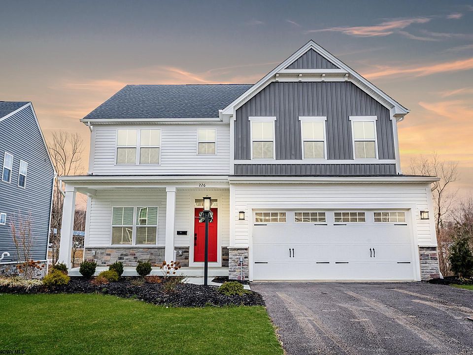 1st image of 226 Dolly Ln