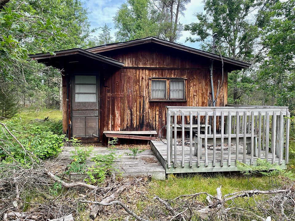 1st image of 1861 Huckleberry Trl