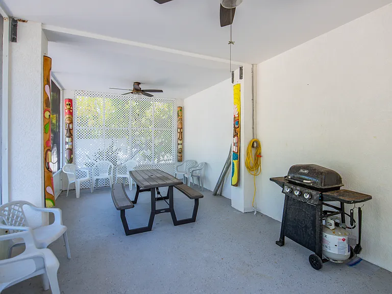 23 Emerald Dr — Photo 26