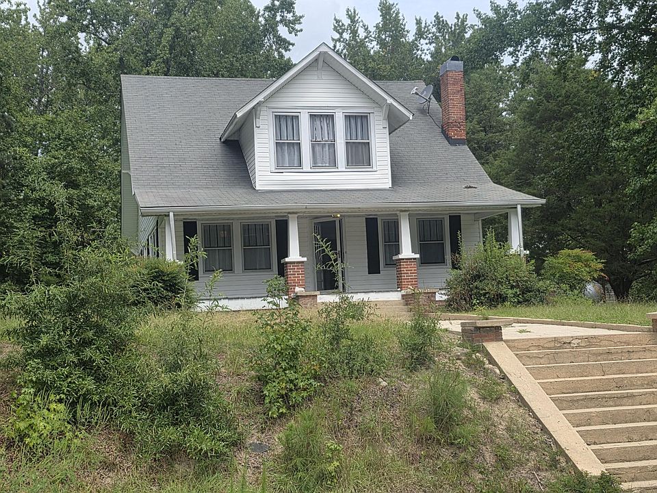 1st image of 439 Lake View Rd