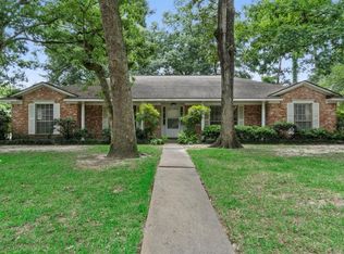 1002 Old Mill Ln, Houston, TX 77073
