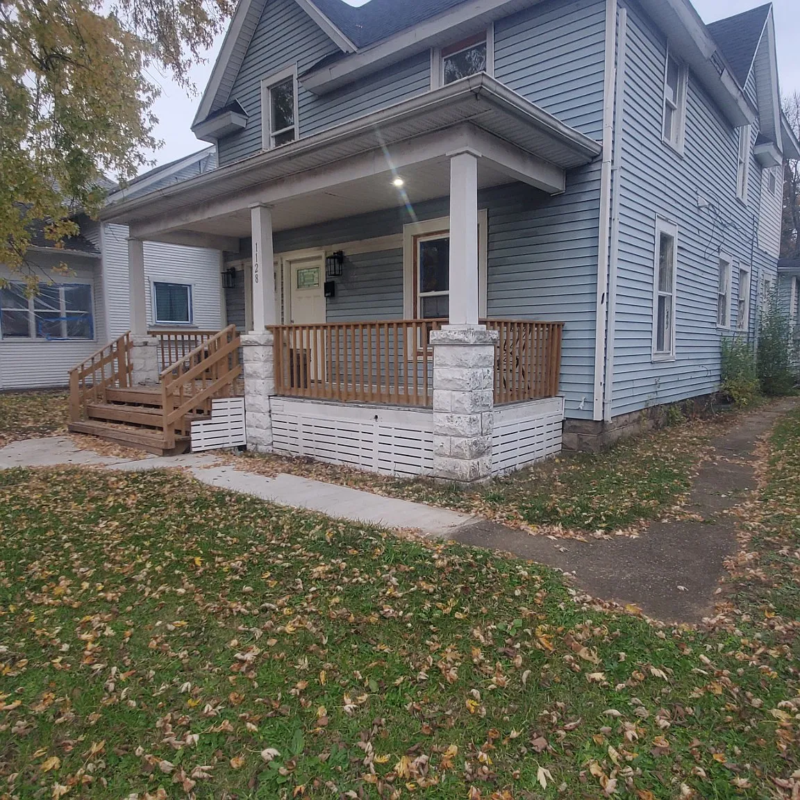 1128 Portage Ave — Photo 2