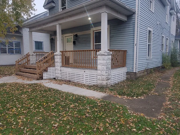 1128 Portage Ave #1C — Photo 2