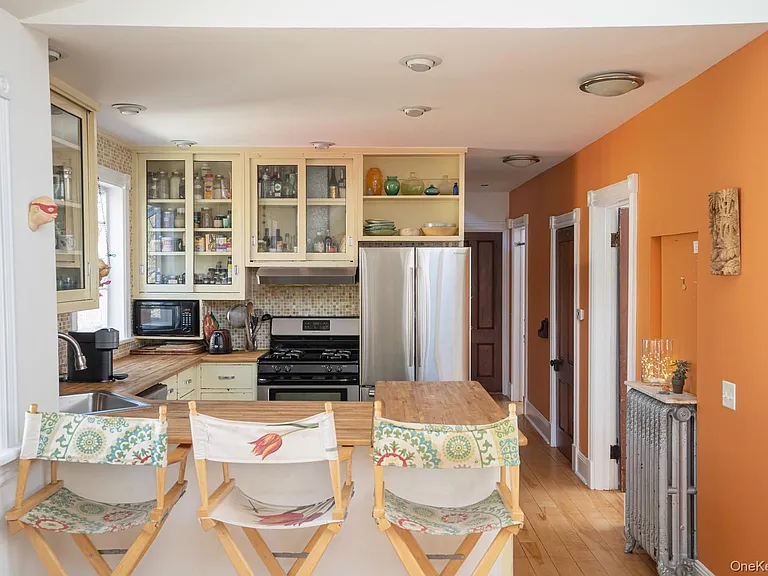 52 Jefferson St — Photo 8