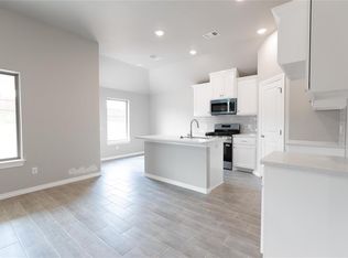 913 Westfall Dr, Choctaw, OK 73020