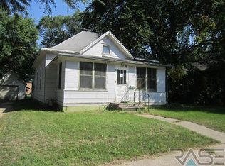 110 N Vermillion St, Howard, SD 57349