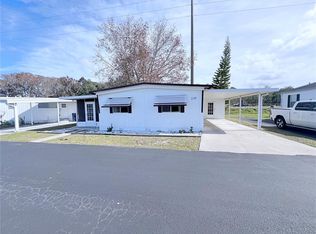 209 Rue De Pont, Tavares, FL 32778