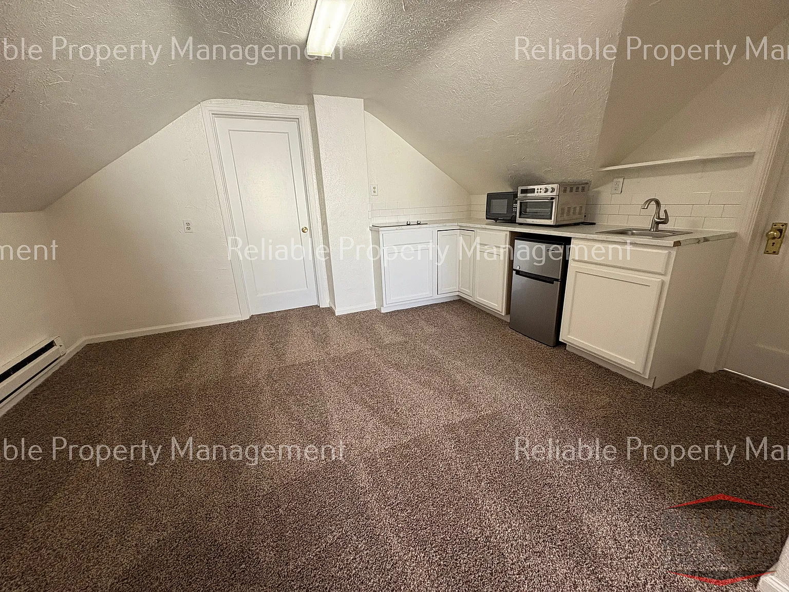 1 bed, 100 sqft, $700 — Photo 4