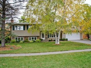 148 Woodcrest Dr N, Fargo, ND 58102