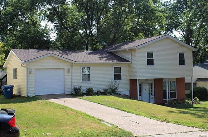 1st image of 10992 Saxonhall Dr