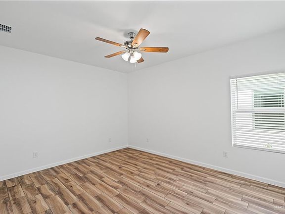 4th image of 2105 E Viviana St