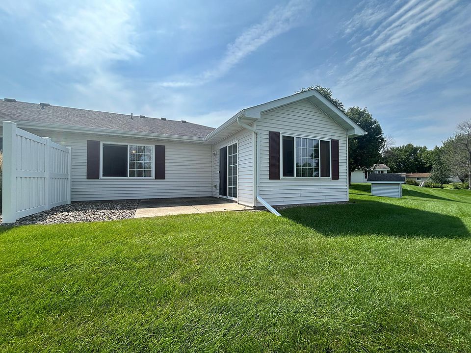 1st image of 198 Cedar Cove Ln