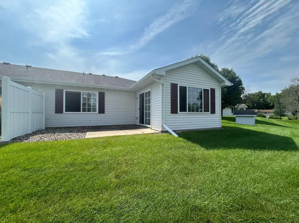 198 Cedar Cove Ln, Owatonna, MN 55060