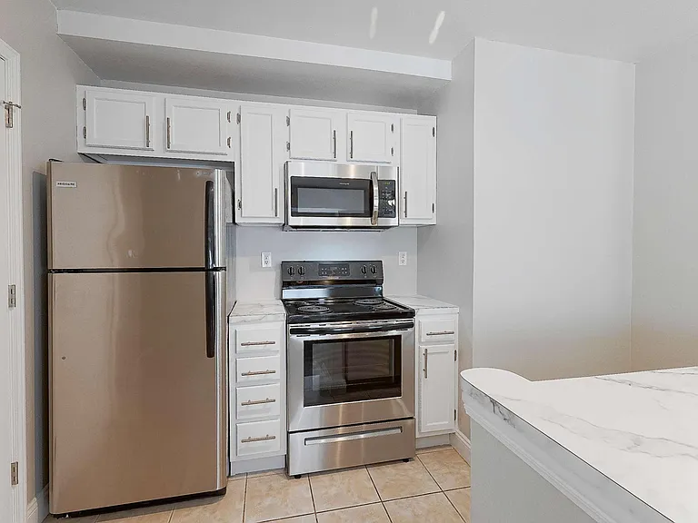 331 Fulton St — Photo 1