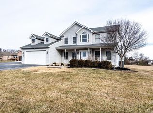 332 E Pekin Rd, Lebanon, OH 45036