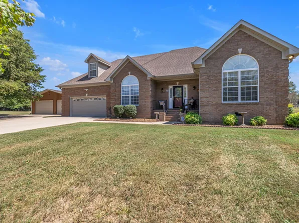 1504 Lindsey Ln, Chapel Hill, TN 37034