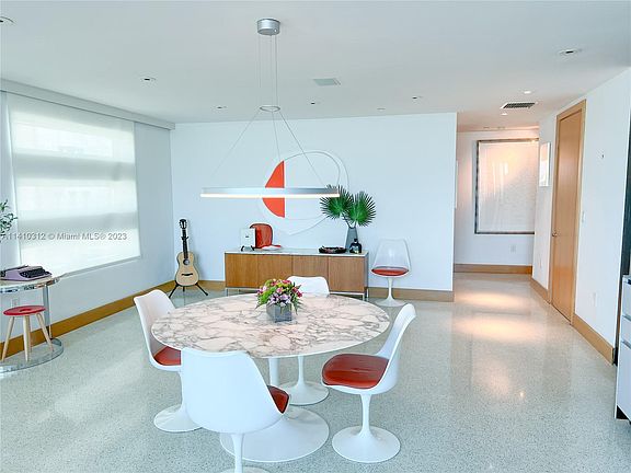 4th image of 1040 Biscayne Blvd APT 3701