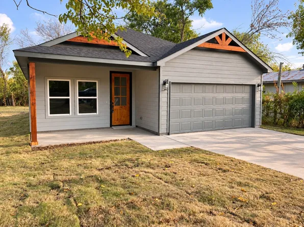 907 Travis Ave, Alvarado, TX 76009