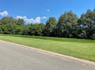 25 Brookfield Dr, Dexter, MO 63841