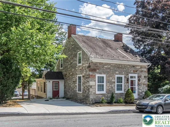 1910 W Walnut St, Allentown, PA 18104