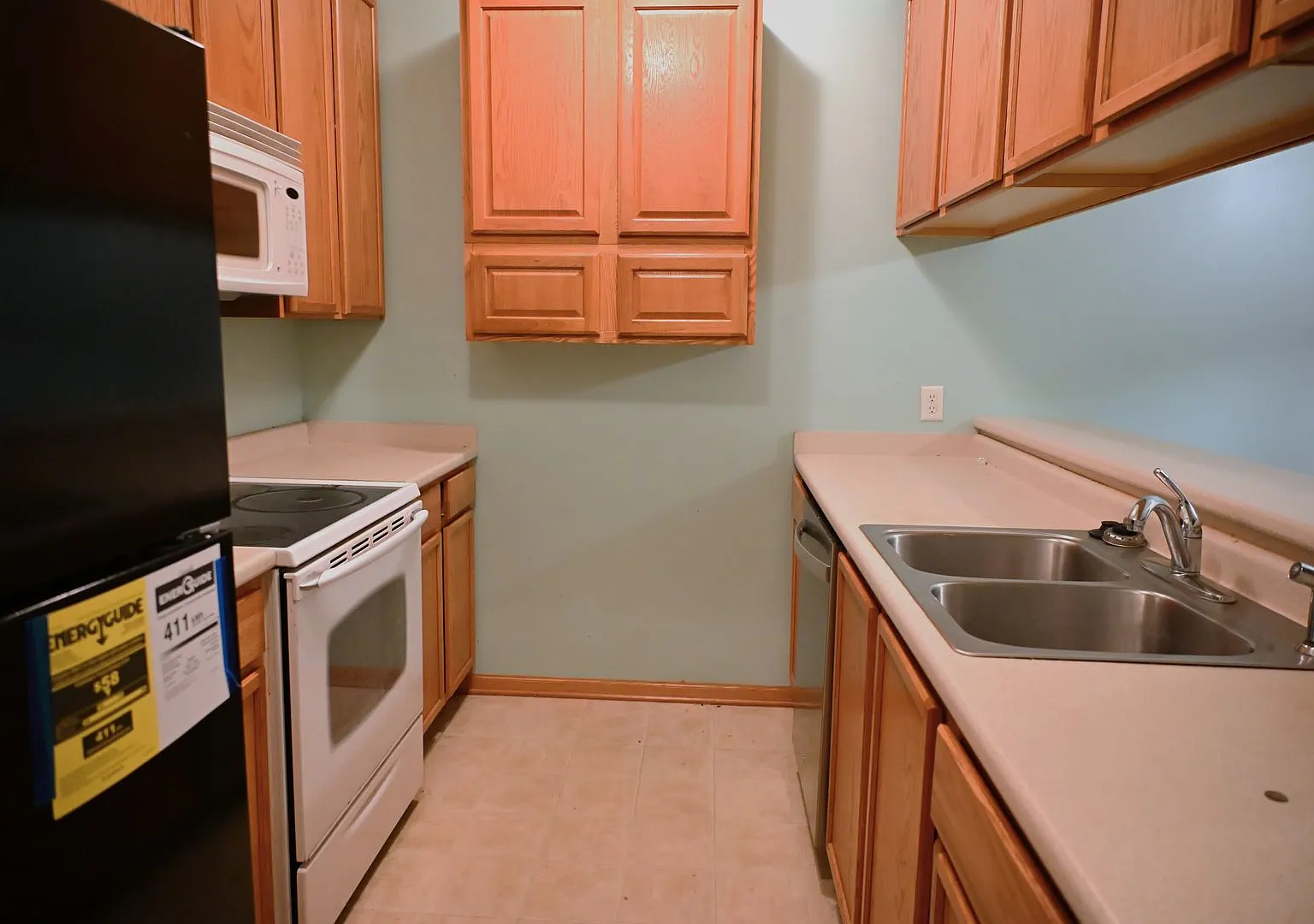 Spacious 3-Bedroom Ground-Floor Condo for rent in the Heart of Ankeny — Photo 4