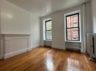 527 W 46th St APT 8, New York, NY 10036