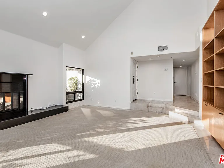 7940 Vulcan Dr — Photo 26