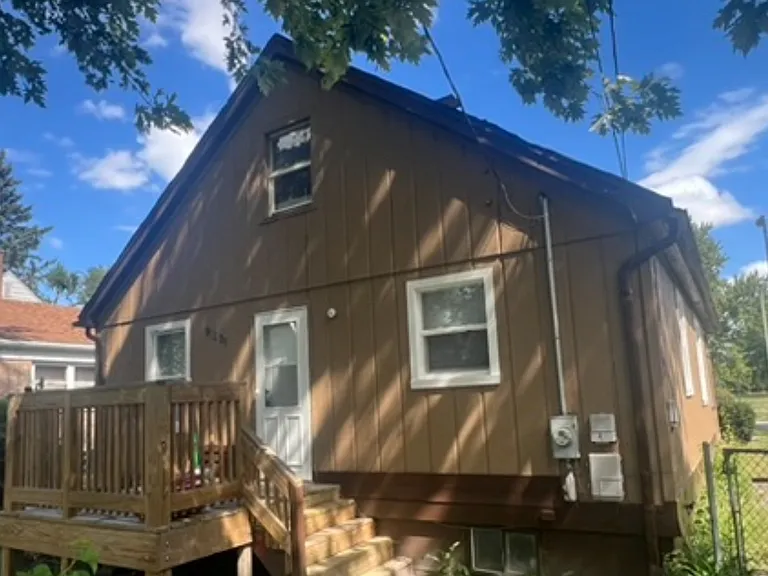 13712 S Wentworth Ave — Photo 2