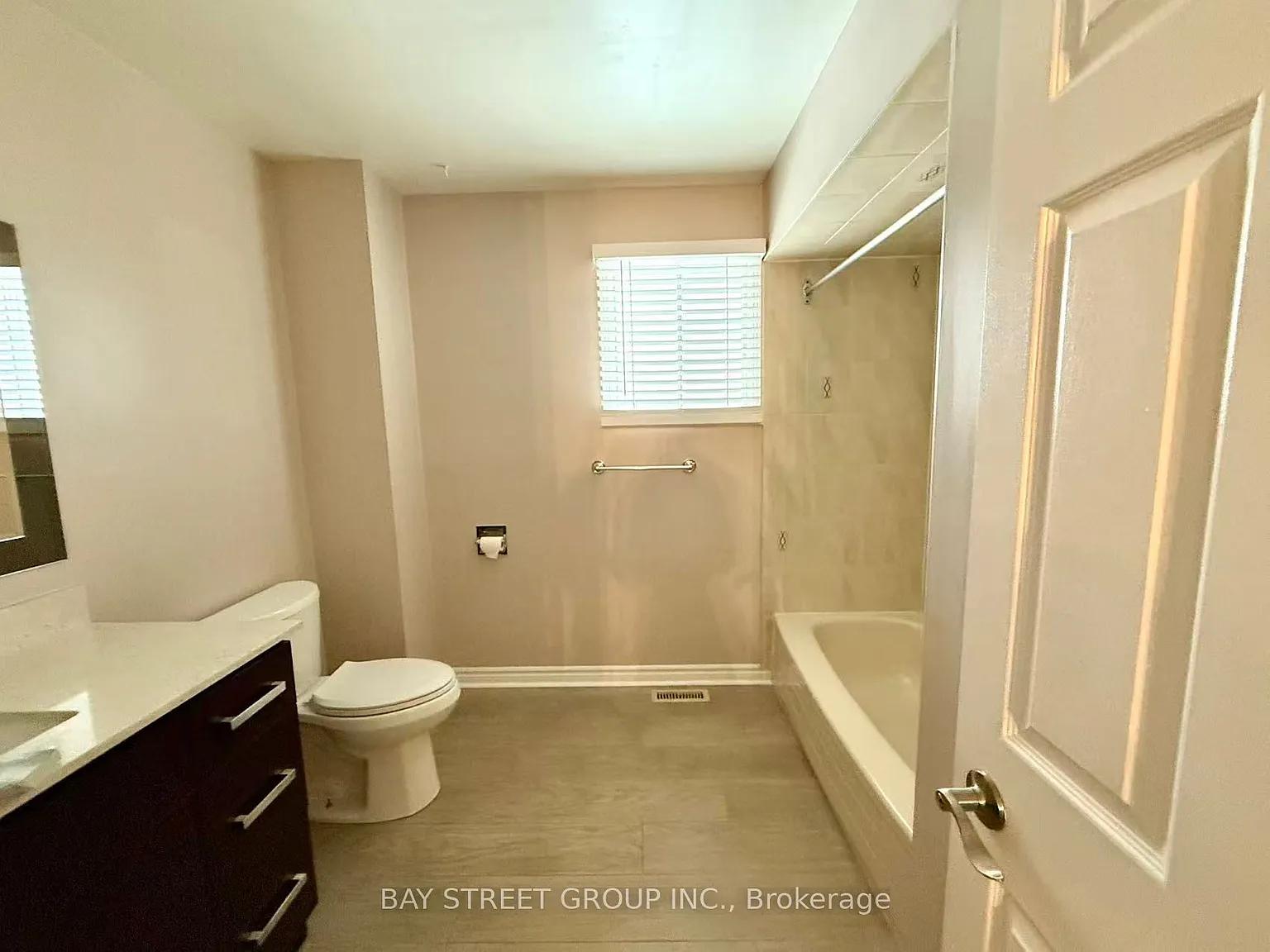 1 bed, $1,180 — Photo 3