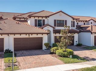 7972 Bristol Cir, Naples, FL 34120