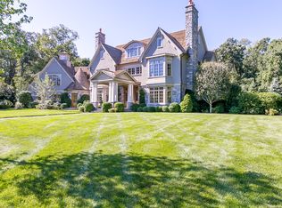 35 Charter Oak Ln, New Canaan, CT 06840