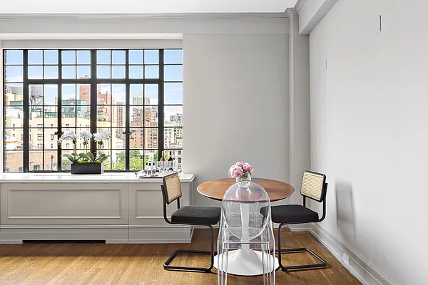 Sold by Compass | media 5