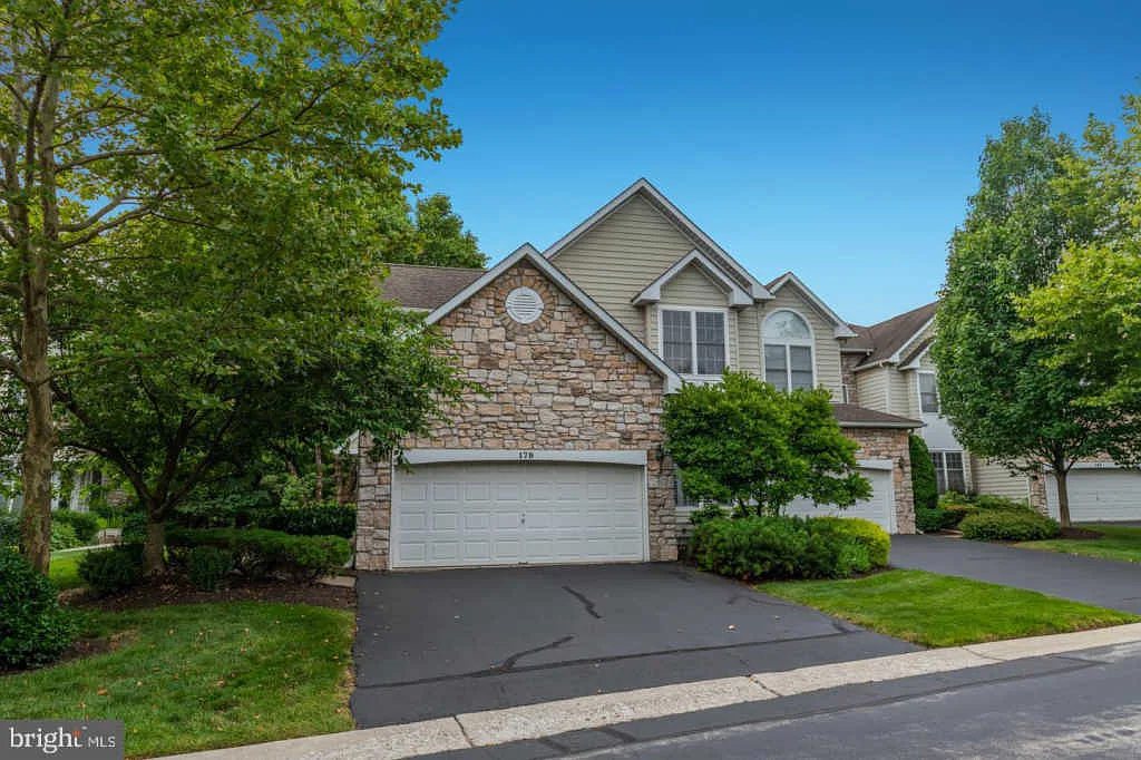 179 Birkdale Dr photo 1