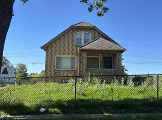 5905 N 84th St, Milwaukee, WI 53225