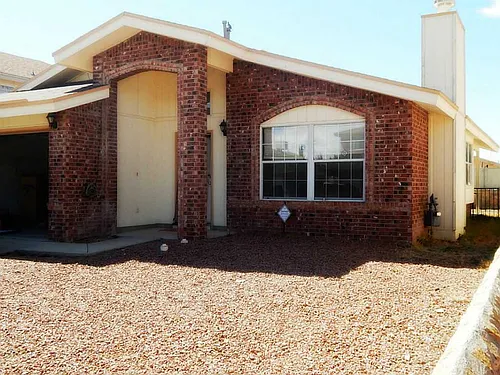 3325 Chickasaw Dr Photo 1