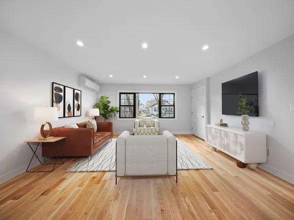 15815 77th Road, Fresh Meadows, NY 11366