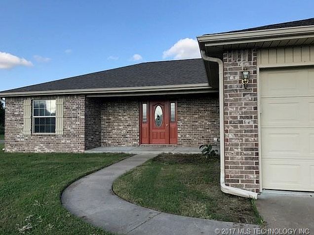 1st image of 817 Redwood Dr