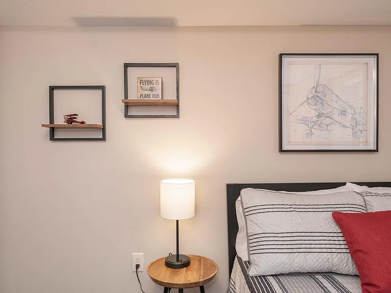 2909 S Willow Ave — Photo 10