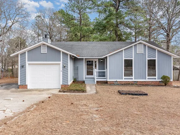 737 Prestige Blvd, Fayetteville, NC 28314