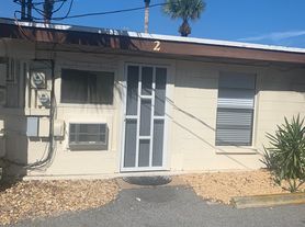 250 N 4th St, Cocoa Beach, FL