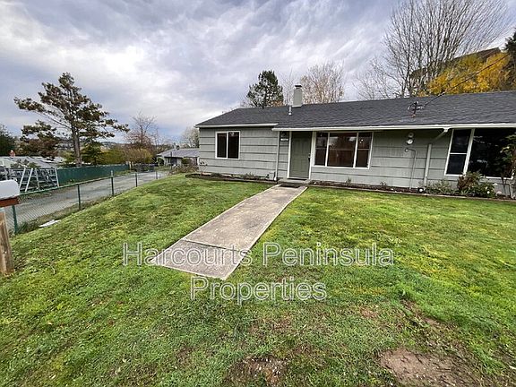 3rd image of 1742 Anderson St