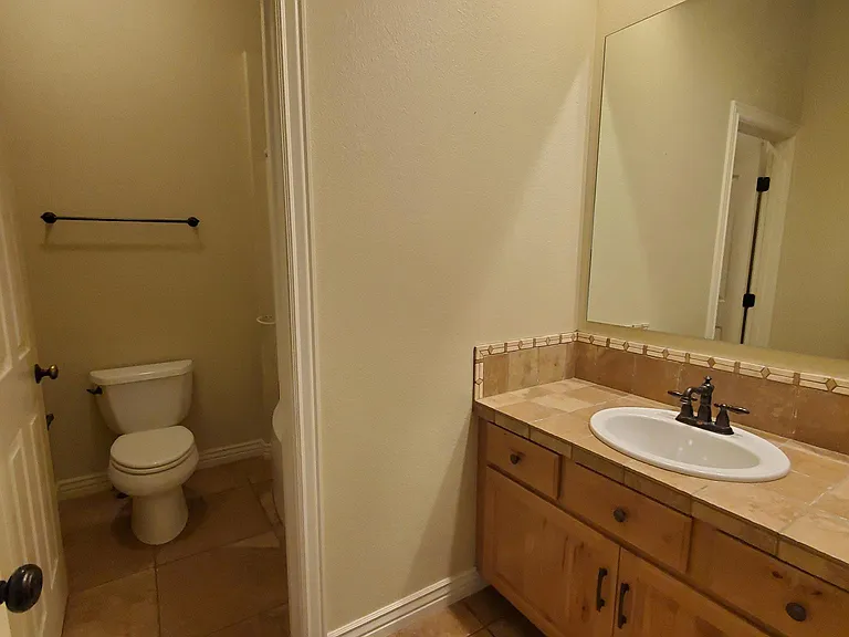 1828 E Serchio Ct — Photo 23