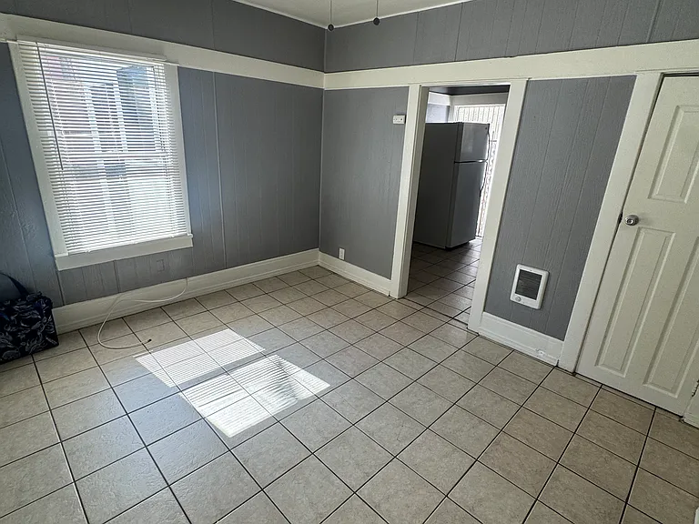 1101 Cherry Ave #8 — Photo 1