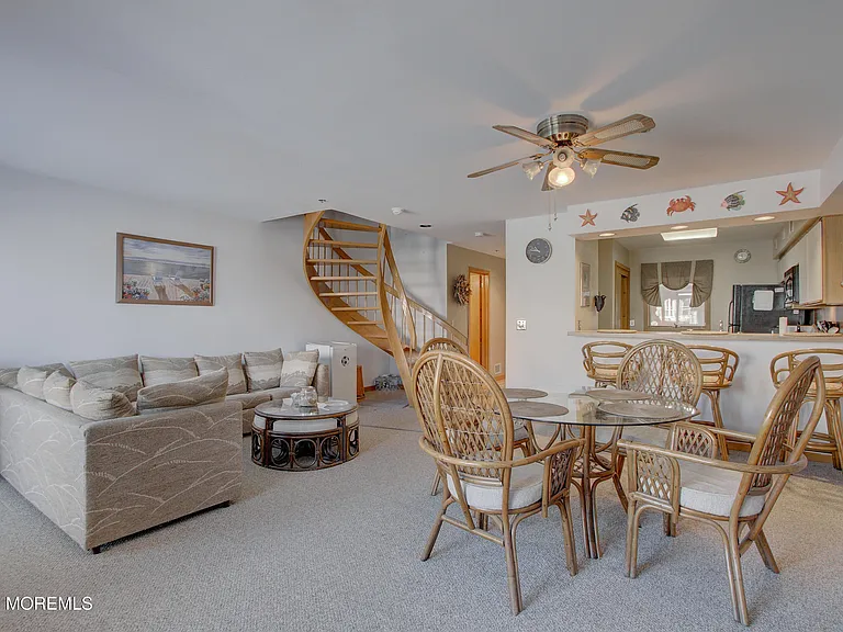 900 Ocean Ave #24 — Photo 18