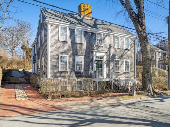 23 W Chester St #B, Nantucket, MA 02554