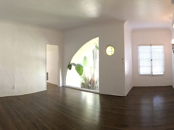 4th image of 640 N Beachwood Dr APT 101
