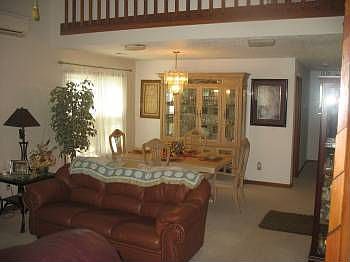 5th image of 2216 Glenrose Ct