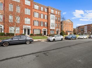 43182 Wealdstone Ter, Ashburn, VA 20148